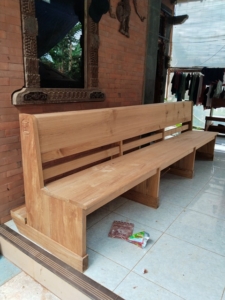 kursi gereja katolik terbaru 